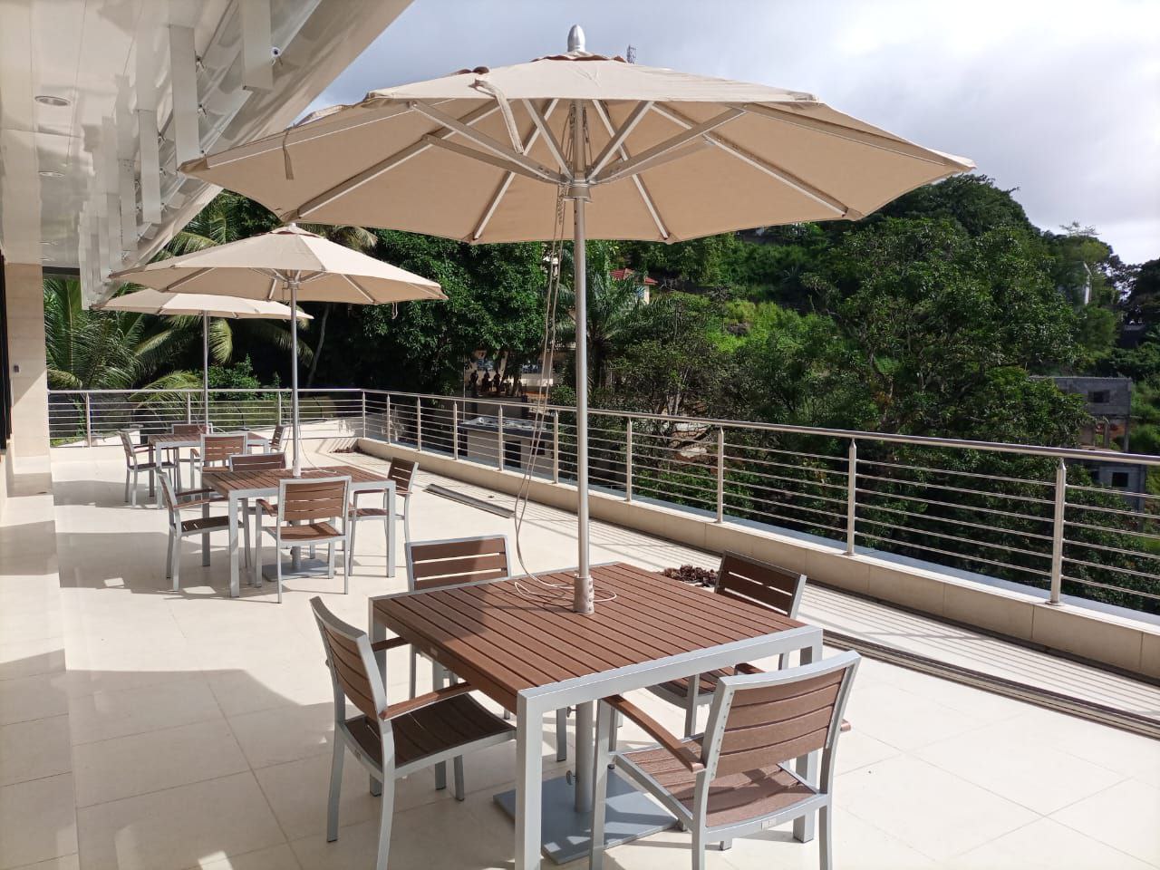 cde0d127-e79d-4104-880f-73c554a361b3